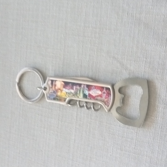 4/$15  Welcome to Fabulous Las Vegas Nevada Sign Souvenir Multi Tool KeyRing - Picture 5 of 8